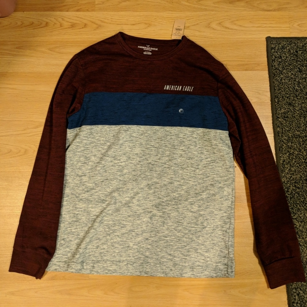 Americsn Eagle Outfitters Long Sleeve